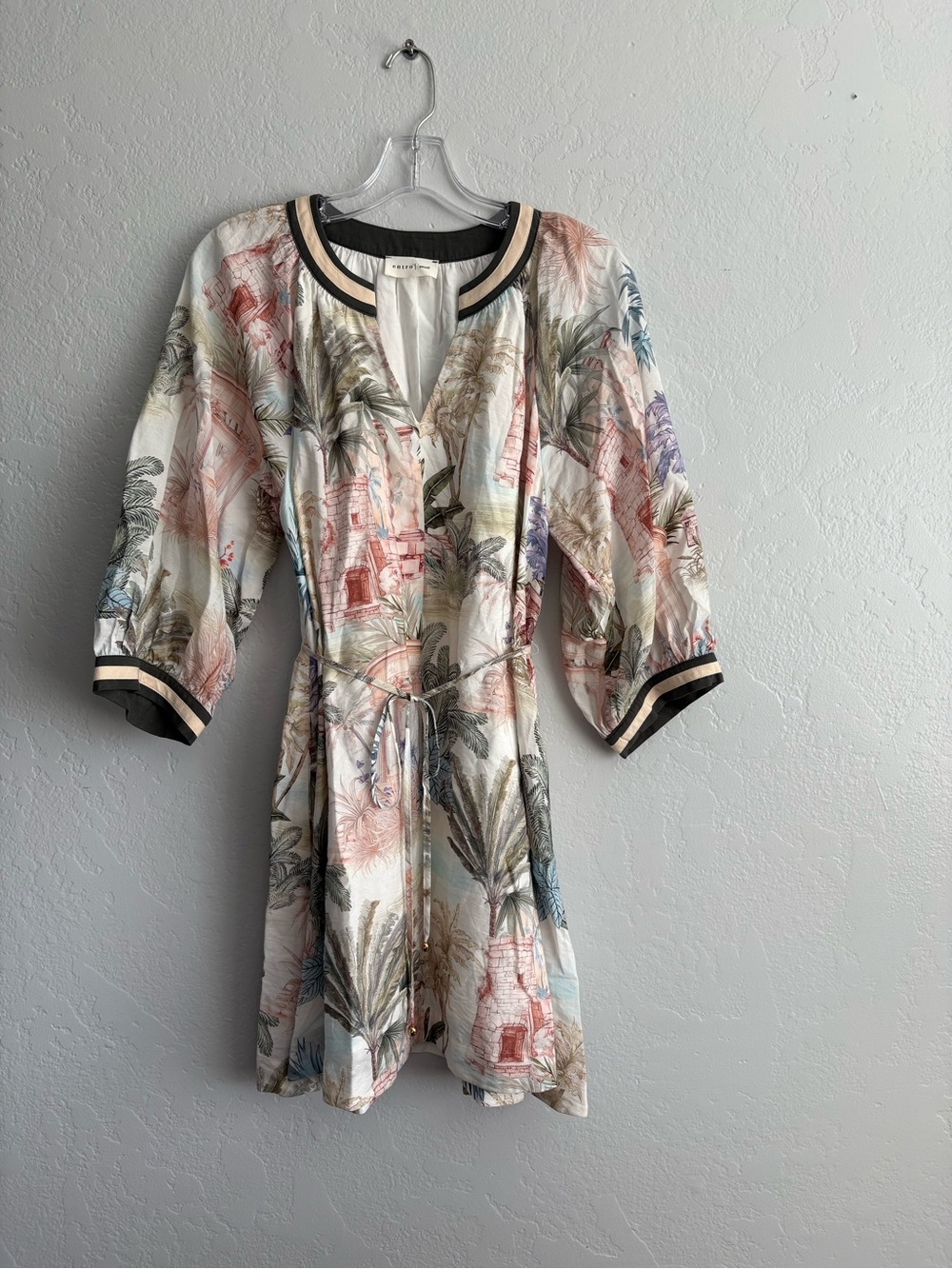 ❤️NEW entro White Tropical Print Mini Dress with Black Trim